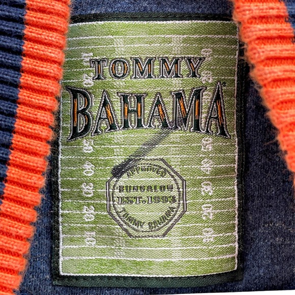 Tommy Bahama Chicago Bears Mock Neck 1/4 Snap Sweater "C" Logo LARGE - Picture 5 of 6